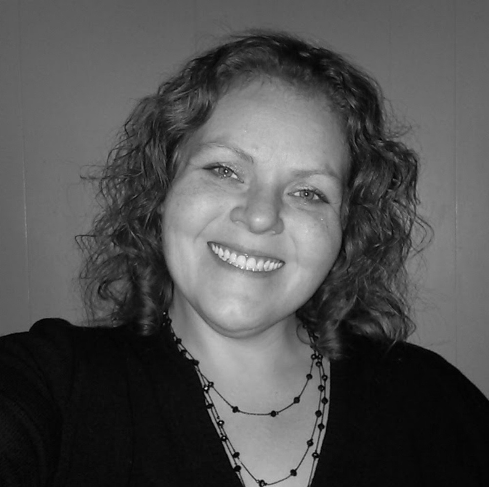 Meet your Posher, Heidi 🥰💚